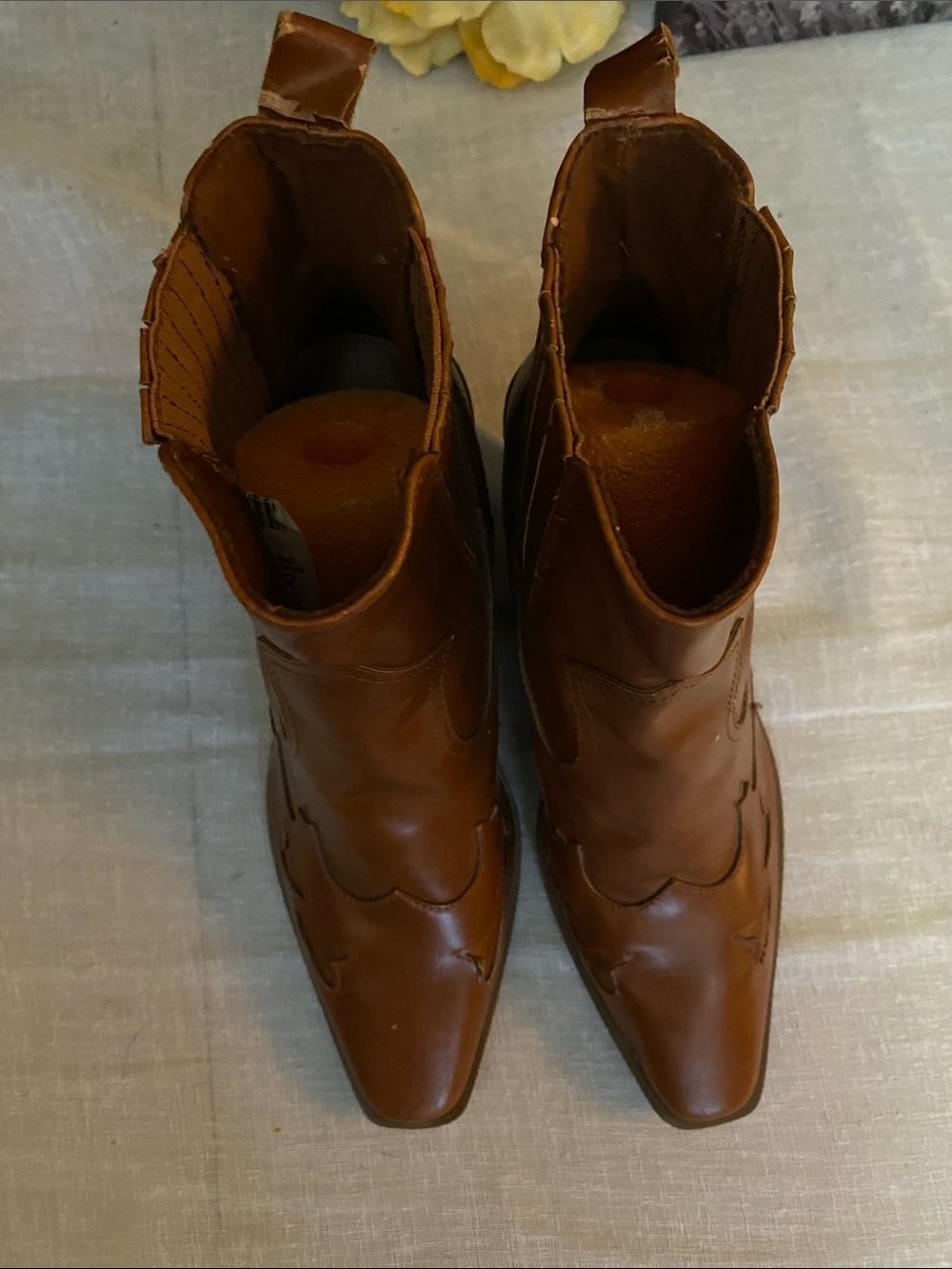 SCOOP SZ 8 Women's Faux Brown Leather Pointed Toe Ankle Cowgirl Boots - Picture 4 of 6